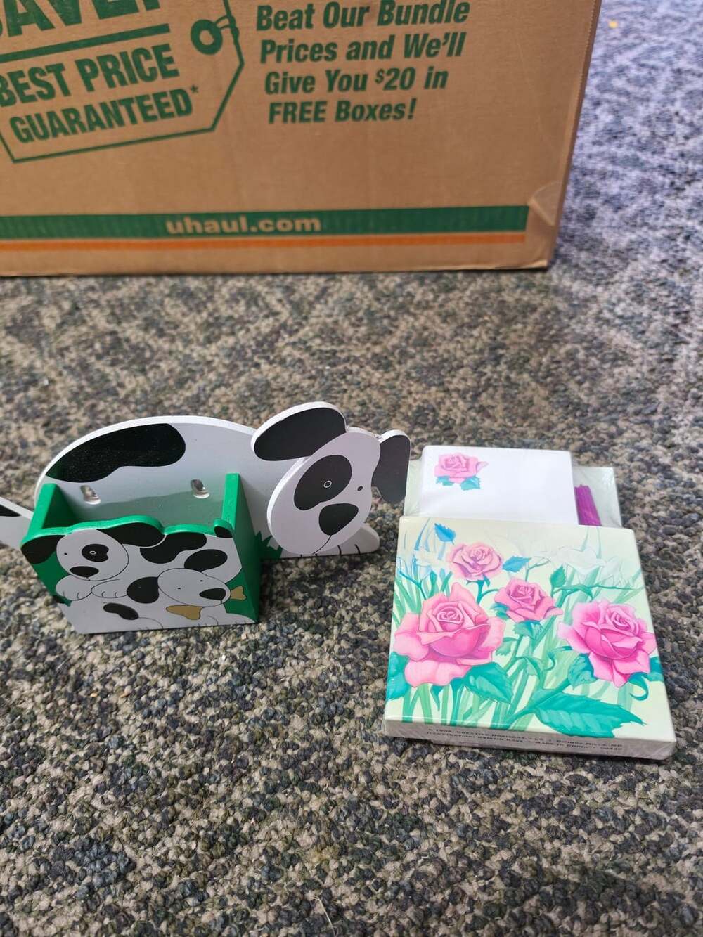 Wooden Dog Mail Holder And Floral Notepad Set